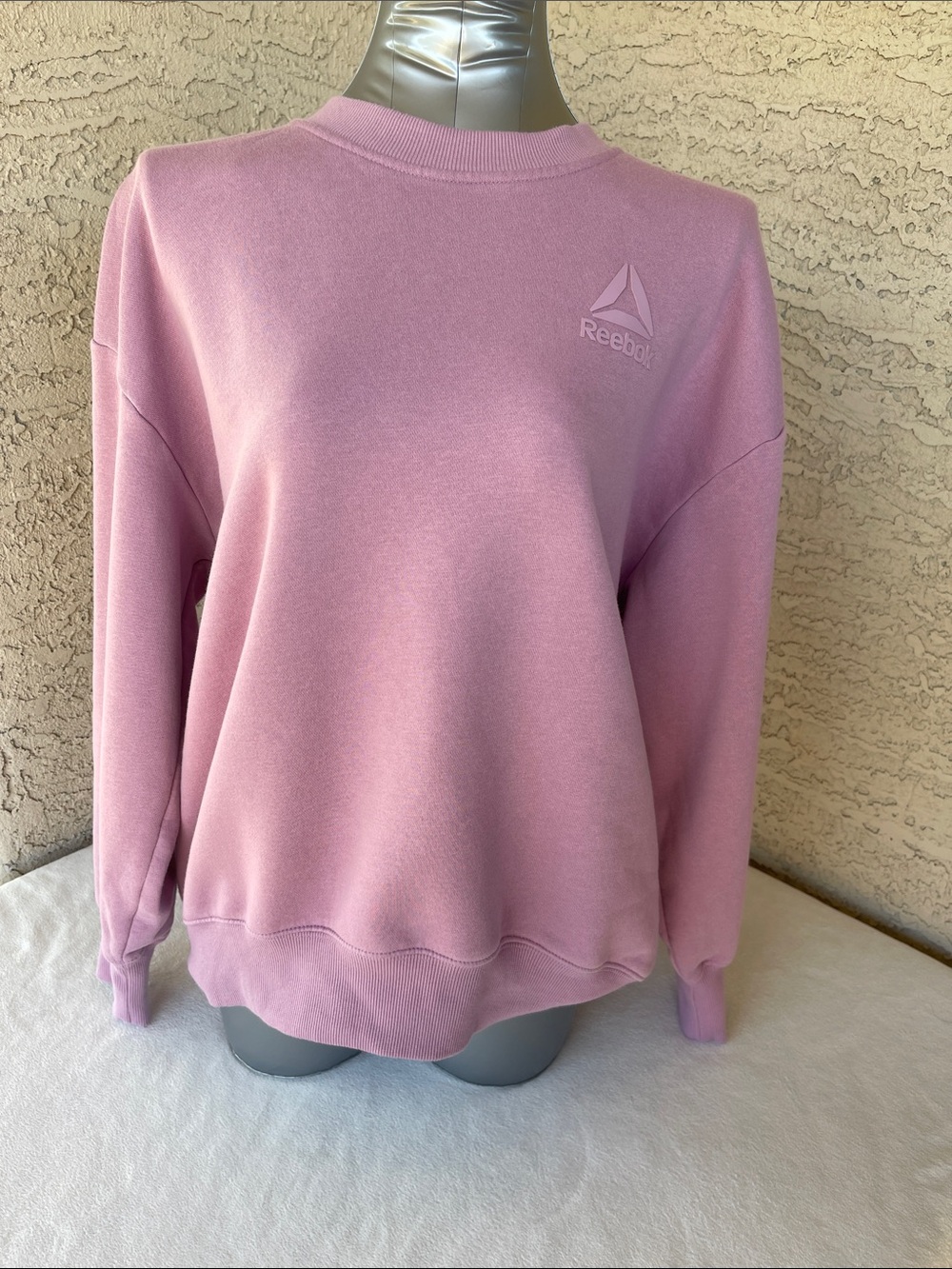 Reebok Women's Dusty lilac Crewneck Pullover